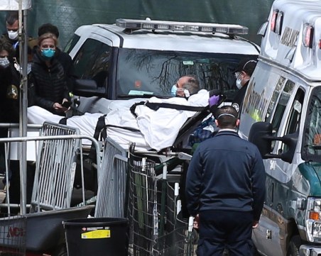 Нов антирекорд: 1480 души починаха в САЩ за 24 часа от COVID-19