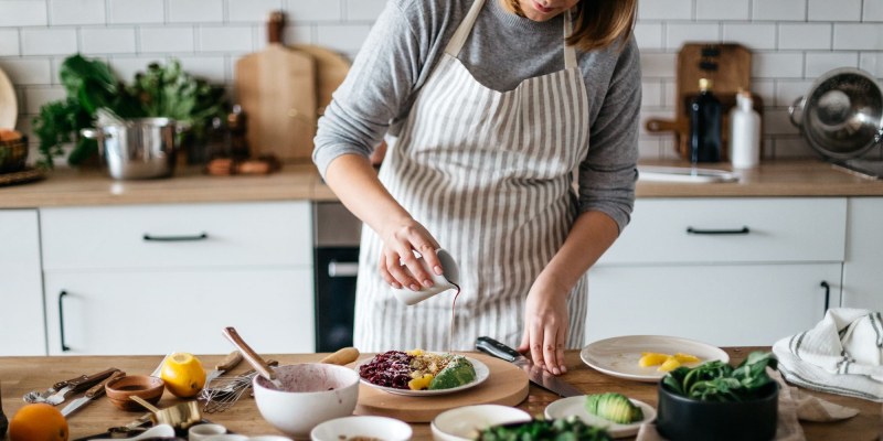 Кои са най-опасните навици на домакинята в кухнята?