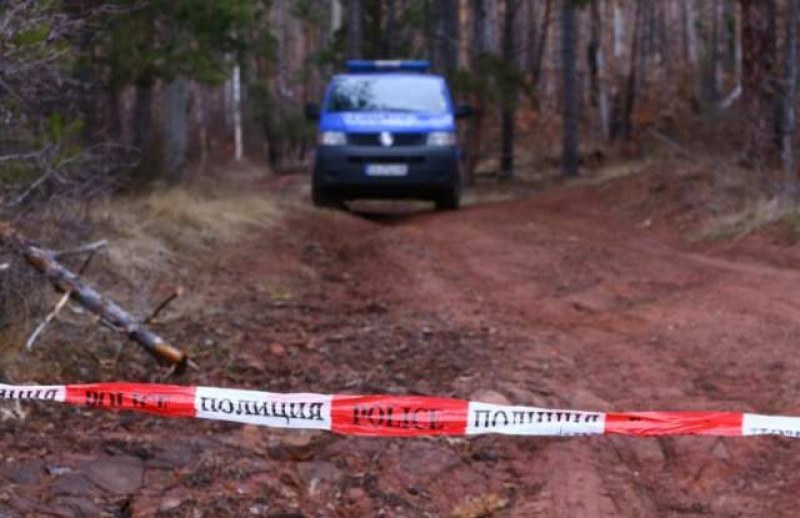 Убийство във Варна: 35-годишен удуши половинката си