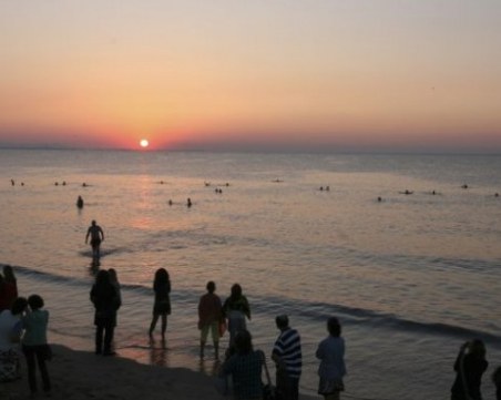 Германците търсят екскурзии на малки групи в чужбина за лятото