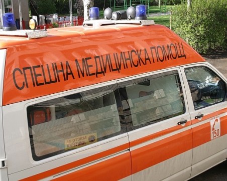 Изследват още 4 души от спешна помощ за коронавирус, обследват над 600 контактни лица