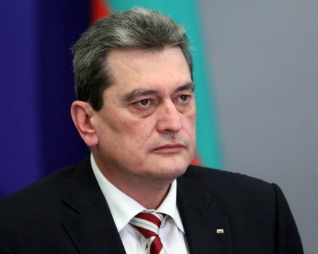 Държавата даде отчет: Колко предпазни средства има и колко са използвани?