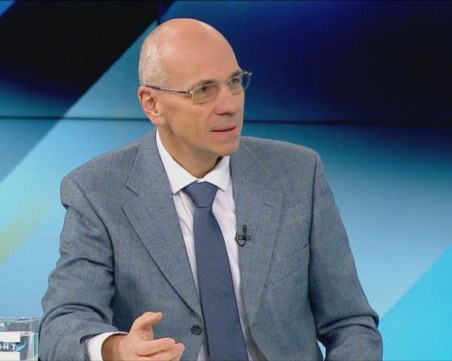 Доц. Сотир Марчев: Пазете си психиката-по-малко лоши новини, повече позитивни четива