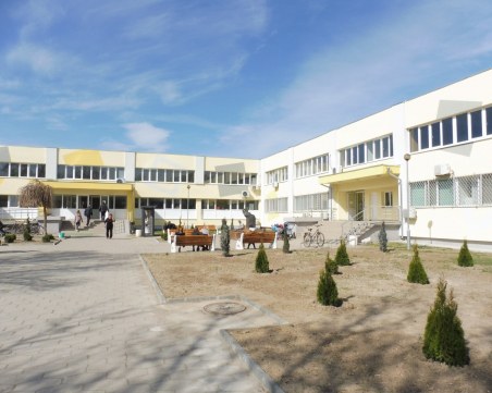 Дарение: Поликлиника край Пловдив се сдоби с два респиратора