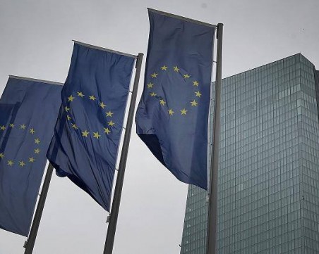 Европа вече гради стратегии за живота след COVID-19