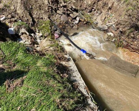 След дъждовете: Свлачище, наводнения и заляти мостове край Асеновград