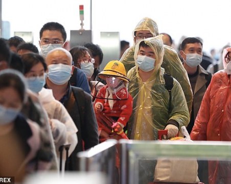 Ухан е разблокиран - 55 000 напускат града