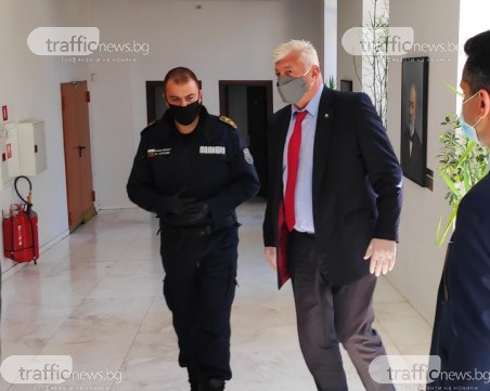 Шефът на пловдивска полиция благодари на кмета, Общината даде 10 000 лева за КПП-тата