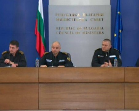 КПП-тата остават и по празниците! Гражданите няма да могат да пътуват извън града