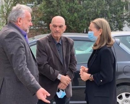 Областният щаб с щедро дарение за лекарите в Пловдив