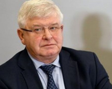 Ананиев: Ако мерките се спазват, ще отворим пазарите след Великден