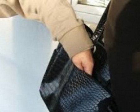 Наша джебчийка завлече германец с 46 хиляди евро