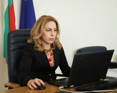 Увеличават възнаграждението за нощен труд