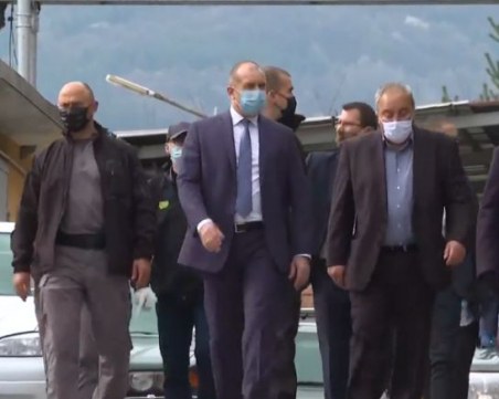 Румен Радев: Ако България няма план, рискуваме втора вълна