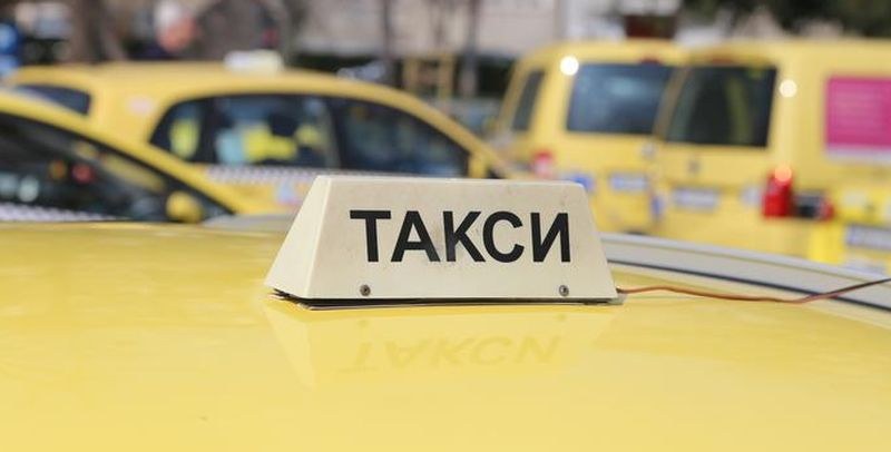 Заразен с коронавирус избяга от болница в Стара Загора, хвана си такси