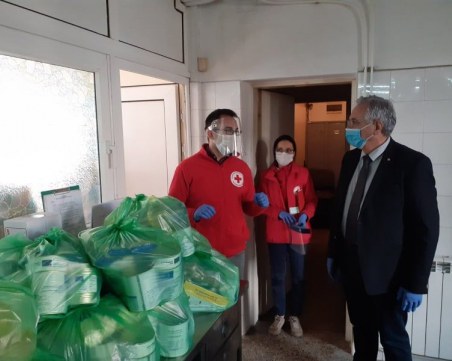 БЧК с апел: Да посрещнем Великден смирени, дисциплинирани и позитивни