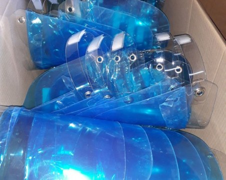 Пловдивски бизнесмен дари 5 000 предпазни шлема на лекари, полицаи и държавни служители