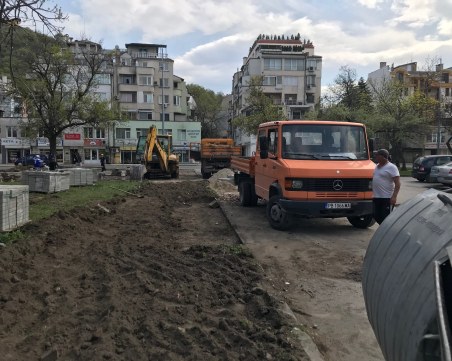 След сигнал на TrafficNews: Незаконен паркинг в Пловдив се превръща в зелена площ