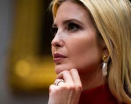 Дъщерята на Тръмп - на семейна ваканция, въпреки карантината