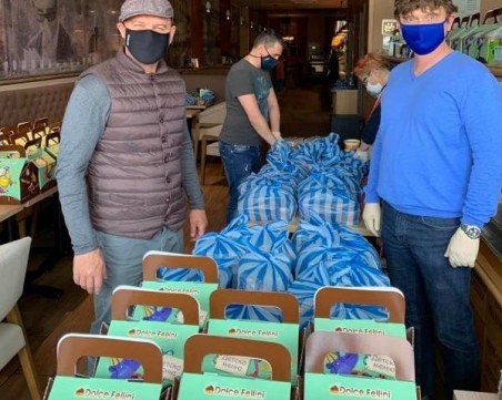 Иво Проданов  и кметът на 