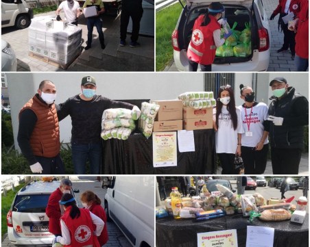 Пловдивчани получиха първите пакети с храни от кампанията 