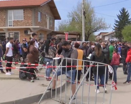 Генерал Мутафчийски за протестите в махалите: Абсолютно забранени са!