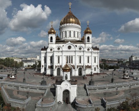 Глобяват московчани, само ако доближат църква