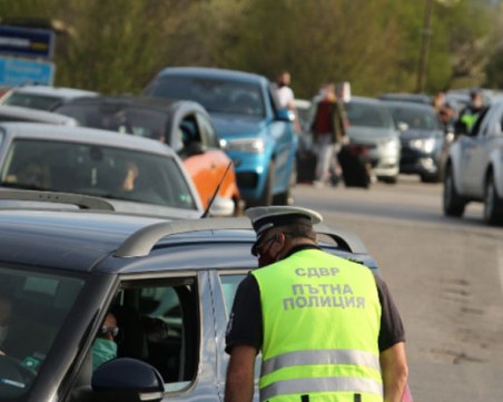 Пиян шофьор опита да премине барикадата в София