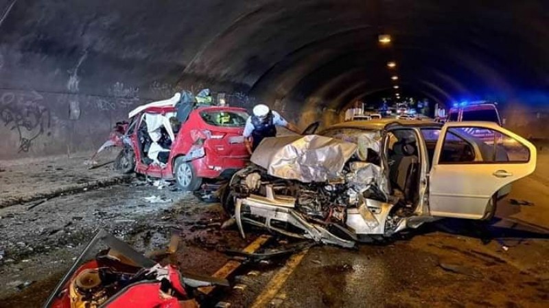 Двама жители на Пловдив загинаха при автомеле в Германия
