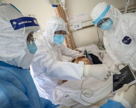 Учени посочиха тревожен симптом на коронавируса