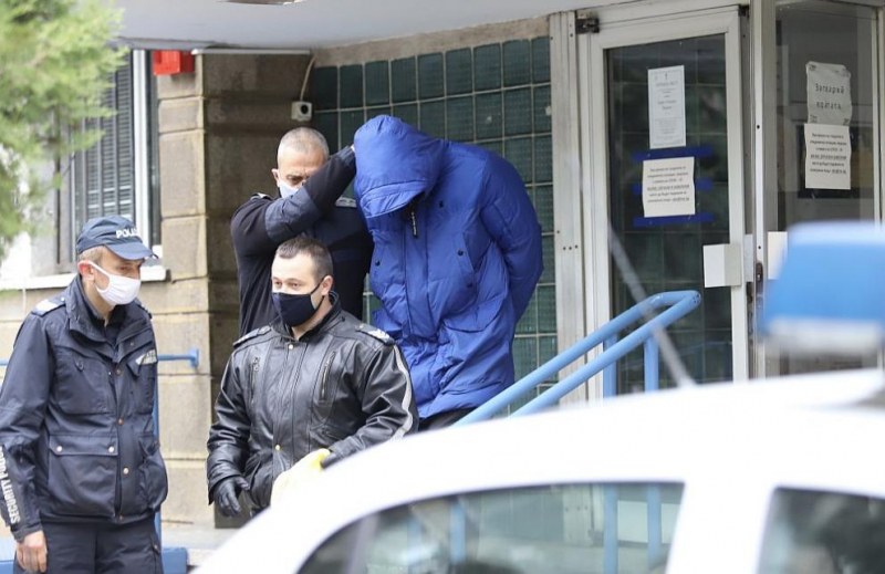 Отведоха в СДВР шофьора, убил Милен Цветков в катастрофата