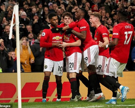 Карантината изнерви футбола - появиха се странни контузии