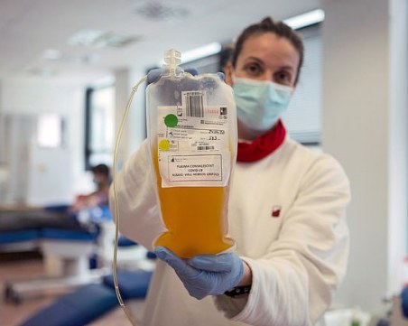 Спасиха от смърт болен от коронавирус с кръвна плазма