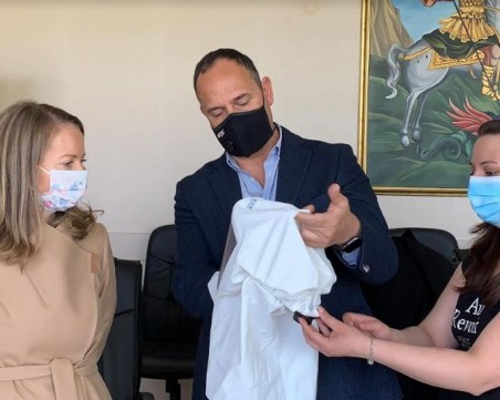 Пречистващи въздуха апарати за предпазване на медиците получи  УМБАЛ 