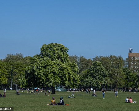 Английски професор: 100 000 ще умрат, ако се вдигнат мерките