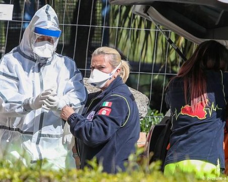 От 43 дни: Италия с рекордно малко жертви