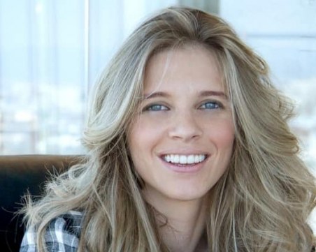 Повдигнаха обвинения на певицата ЛиЛана и още четирима за злоупотреби с евросредства