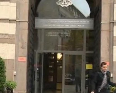 Дистанционни социални услуги предоставят по време на извънредното положение