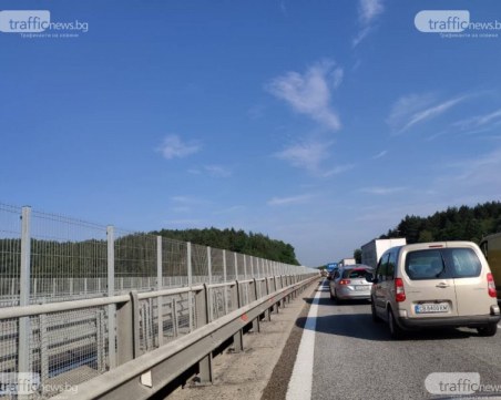 Ограничават движението по АМ 