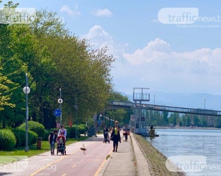 Гребната се оживи! Отново се напълни с хора