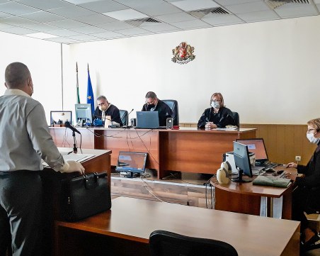 Обвиниха служител на охранителна фирма в присвояване на 1,5 милиона лева