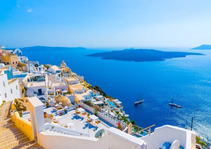 Гърция се връща към живот! Хората излизат от домовете, 1 юли искат старт на летния сезон