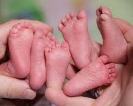 Тризнаци проплакаха в болницата в Добрич