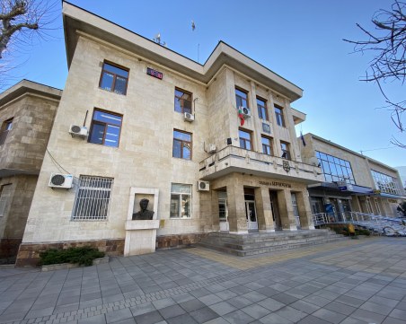 Частичен ремонт по републикански път в регулацията на Кричим