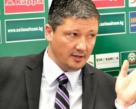 Любо Пенев се завърна в родния футбол