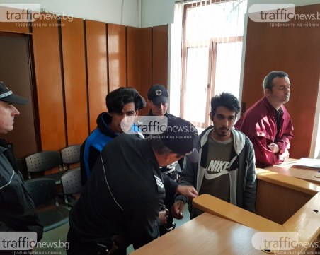 Ромите, пребили командос във Войводиново, пак в издънка- псуват полицаи, не носят маски