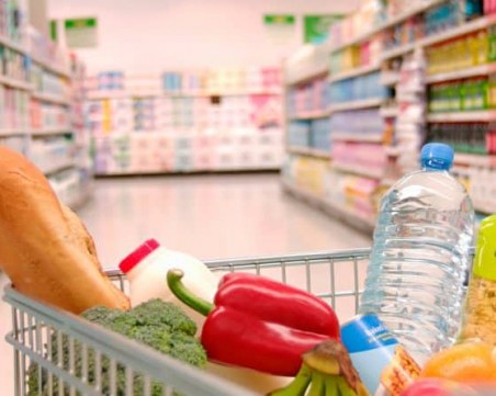 Супермаркети пращат СМС-и на земеделци, за да изкупуват продукцията им