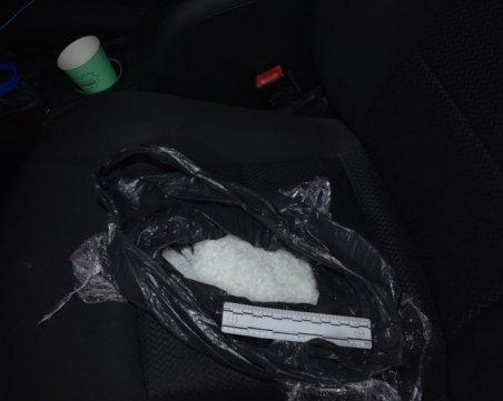 Удар на пловдивската полиция! Трима дилъри са в ареста, откриха голямо количество метамфетамин