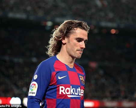 Барса готви чистка, продава 8 от звездите си