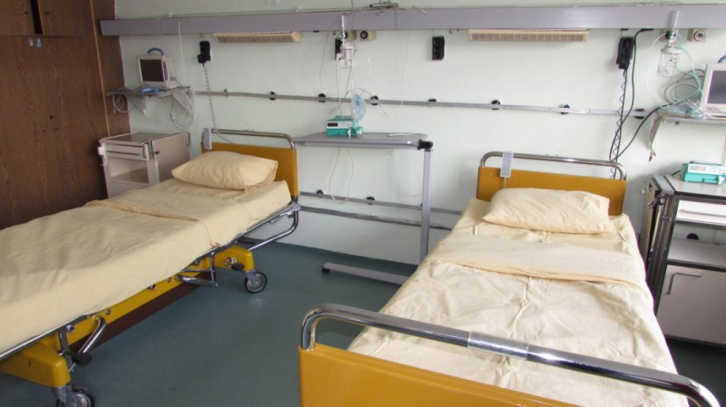 Инфекциозната болница в Сливен спира да приема заразени с COVID-19
